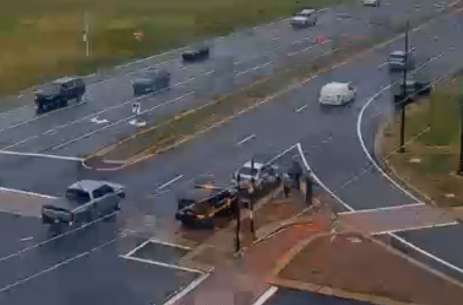WDEL - Route 141 northbound at Faulkland Road, a crash on the right ...