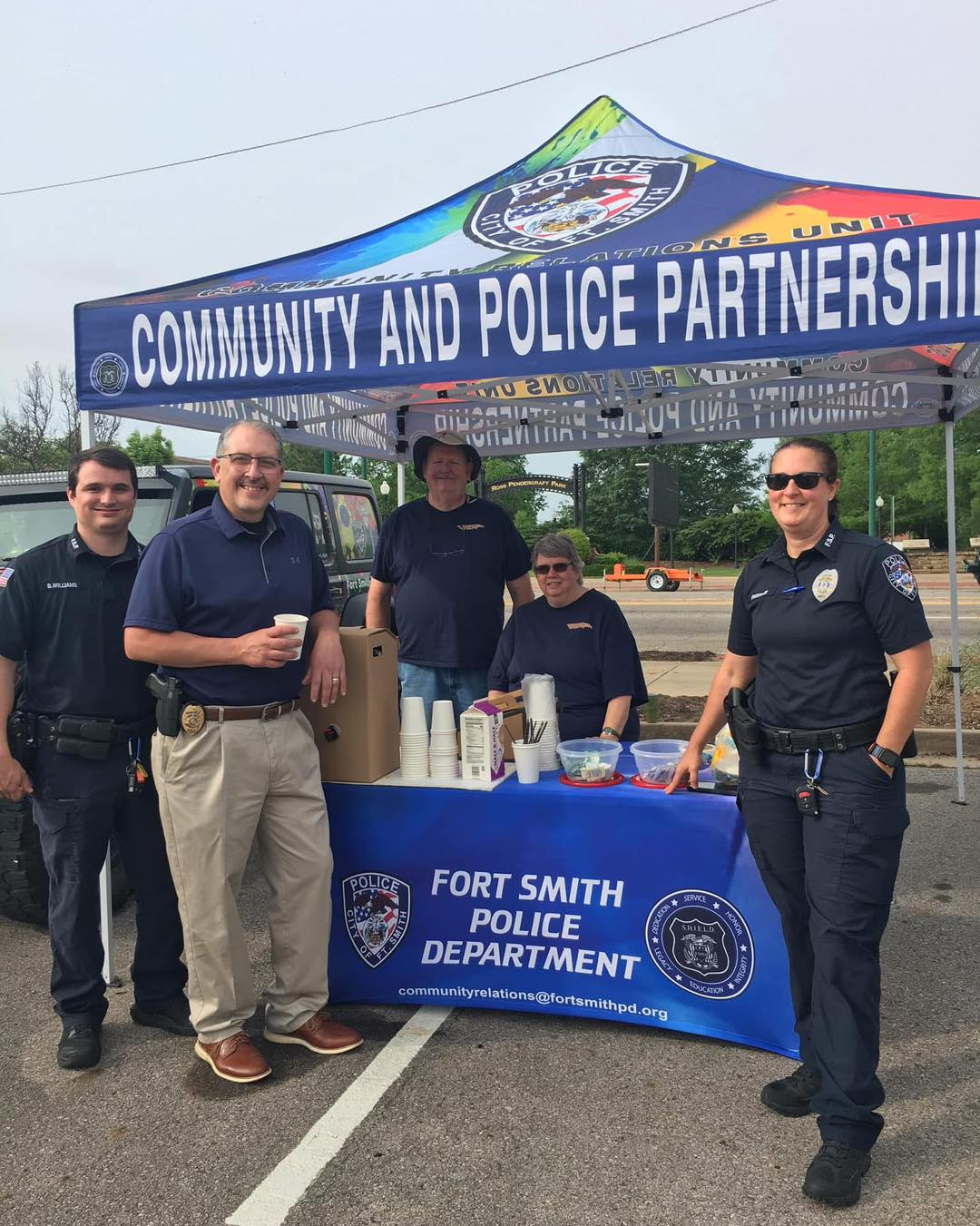 Fort - ☕👮‍♂️ This morning, members of the Fort Smith Police Department ...