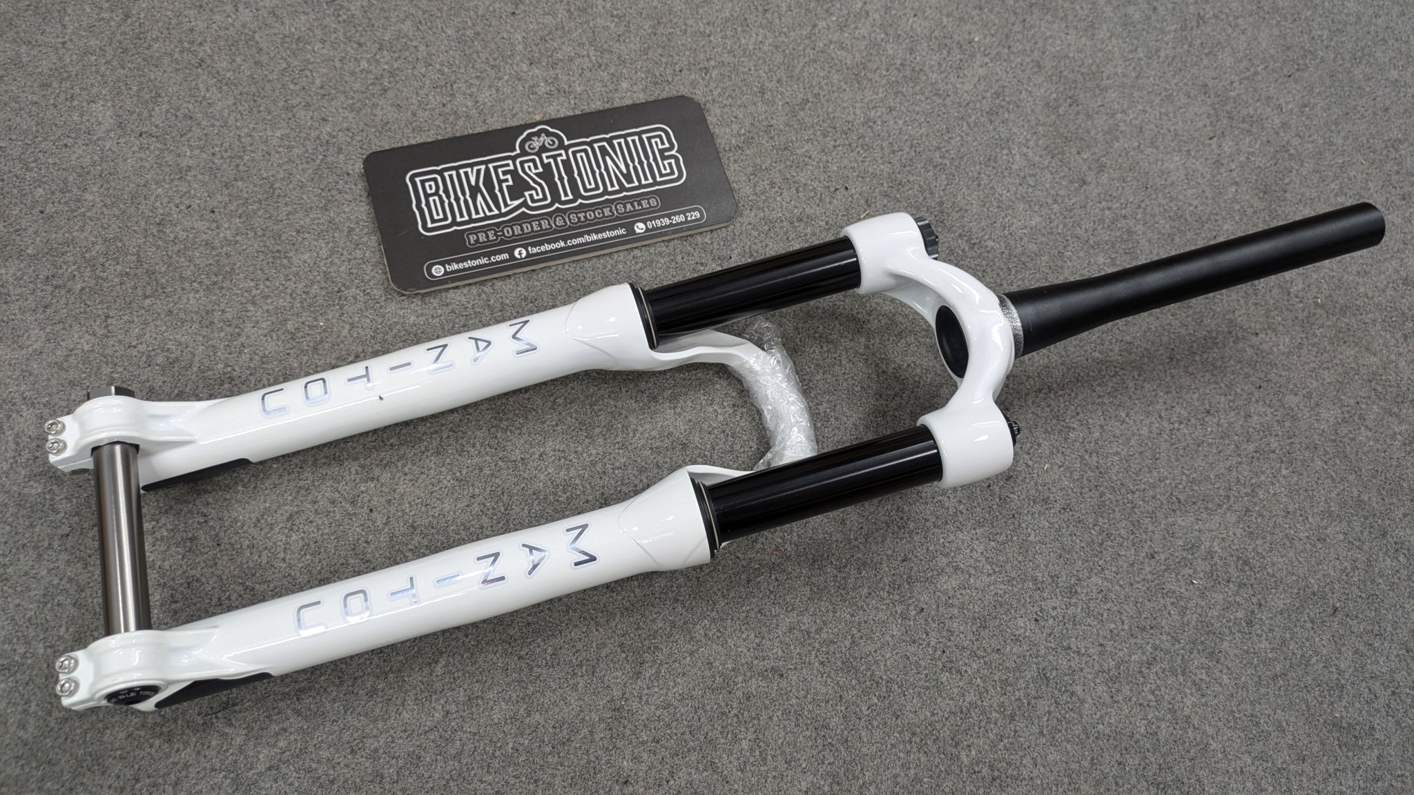 Manitou Circus Expert DJフォーク 20mmアクスル Manitou Circus