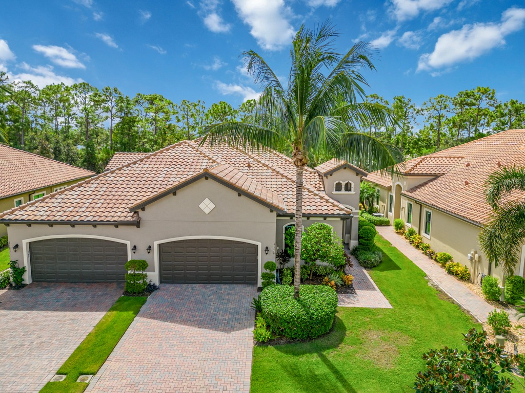 Corye Reiter with Royal Shell Real Estate | Bonita Springs FL