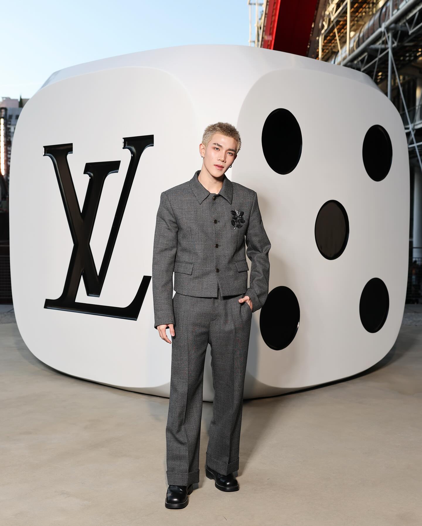 Last night, the Louis Vuitton (@louisvuitton) Men