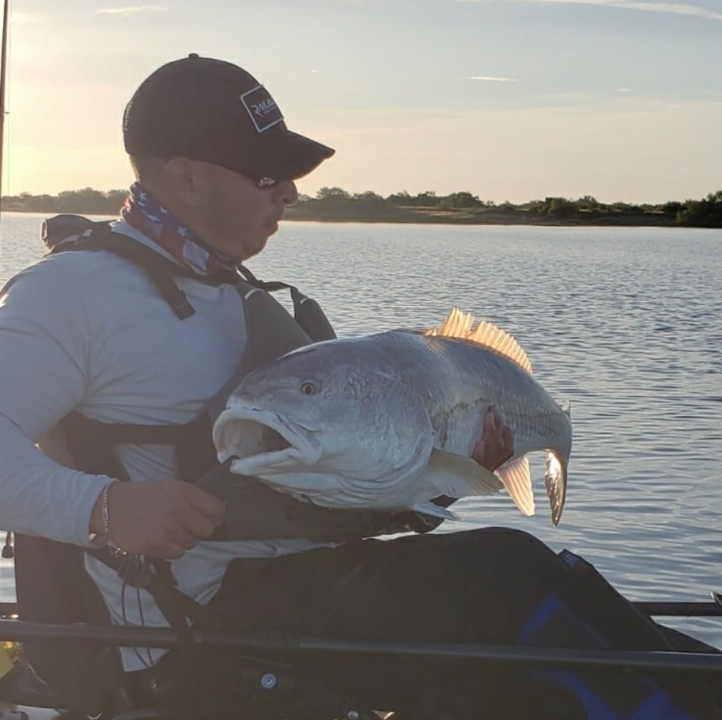 Who else is ready to get this weekend started??? . . Roy's Bait ...
