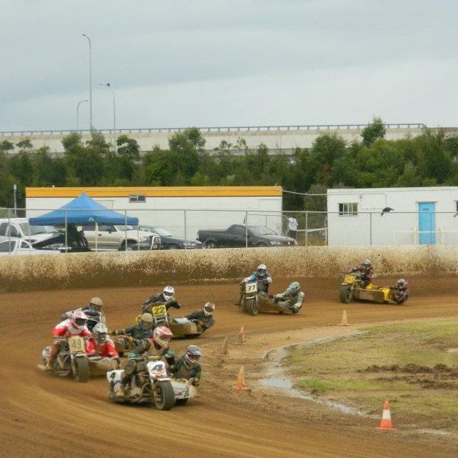 Australian dirt track sidecar racing