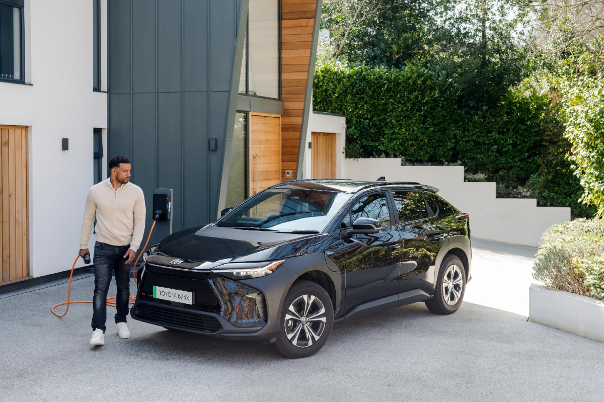 John Roe Toyota | Kingston upon Hull