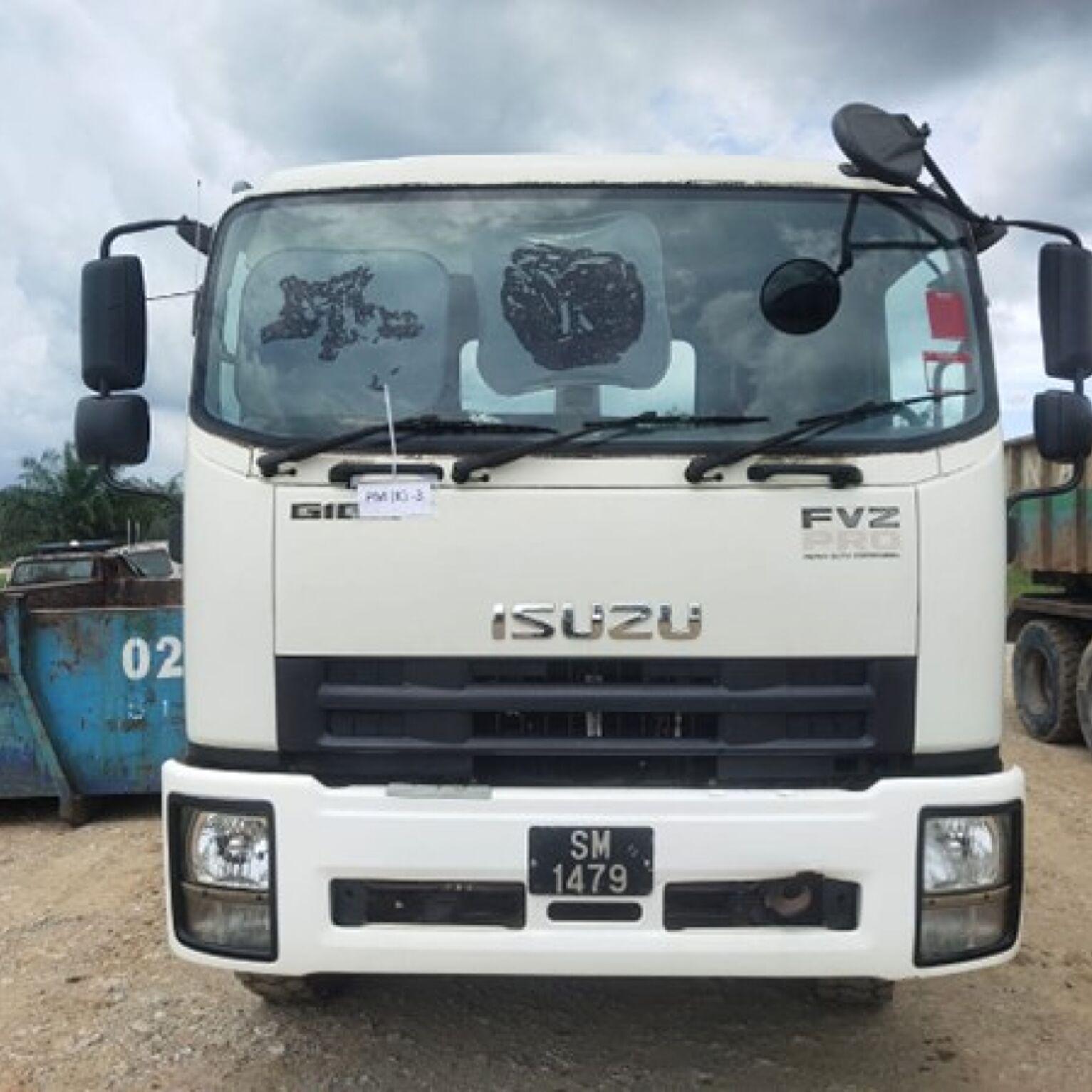 🚛🔥 25 Unit Lori Roro ISUZU... - Pickles Asia Auctions | Facebook