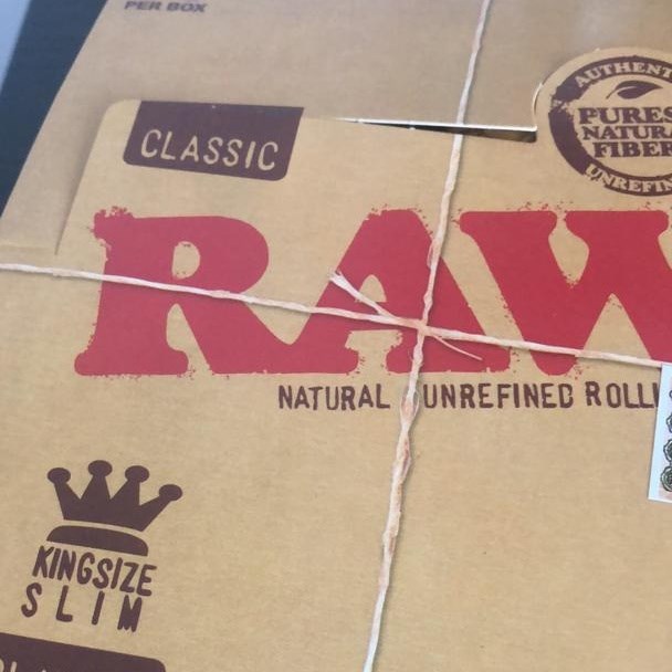 Authentic #RAW Rizzler
