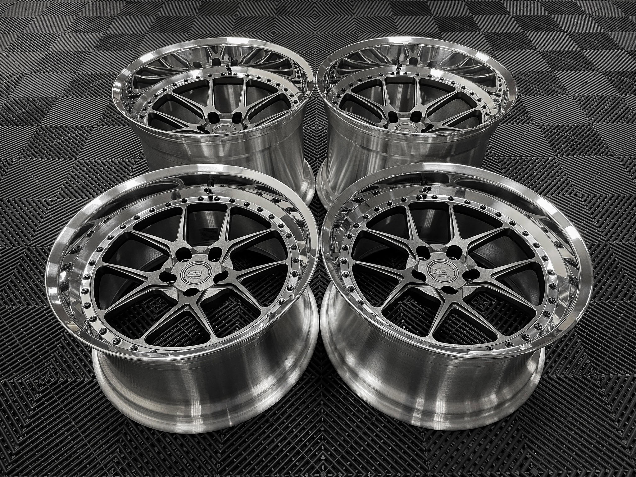 VIP Modular Wheels VX-610 Get yours at KEAN. #vipmodular
