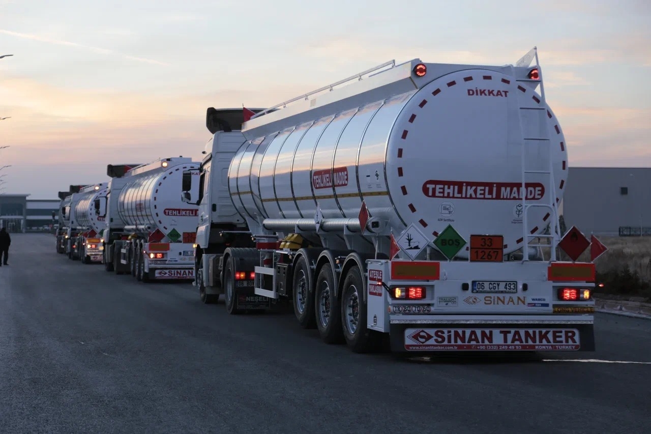 Sinan Tanker trailer - Aluminium fuel tankers . #graincarrier # ...