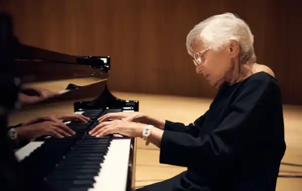 Simon Probert Piano Lessons | Tewkesbury