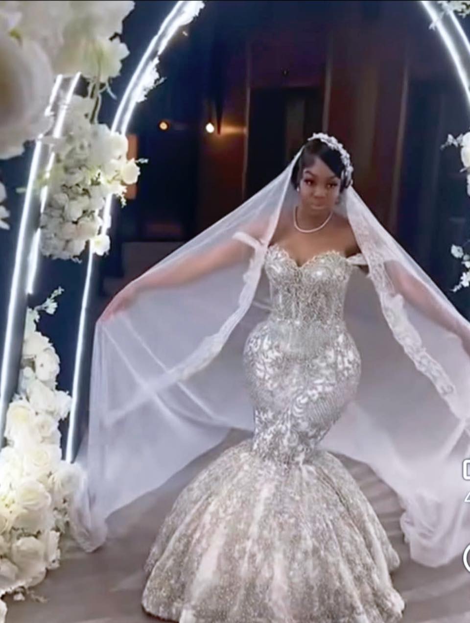 Woman - When the bride is undeniably beautiful 🤍🩶🤍 Kash Doll best ...