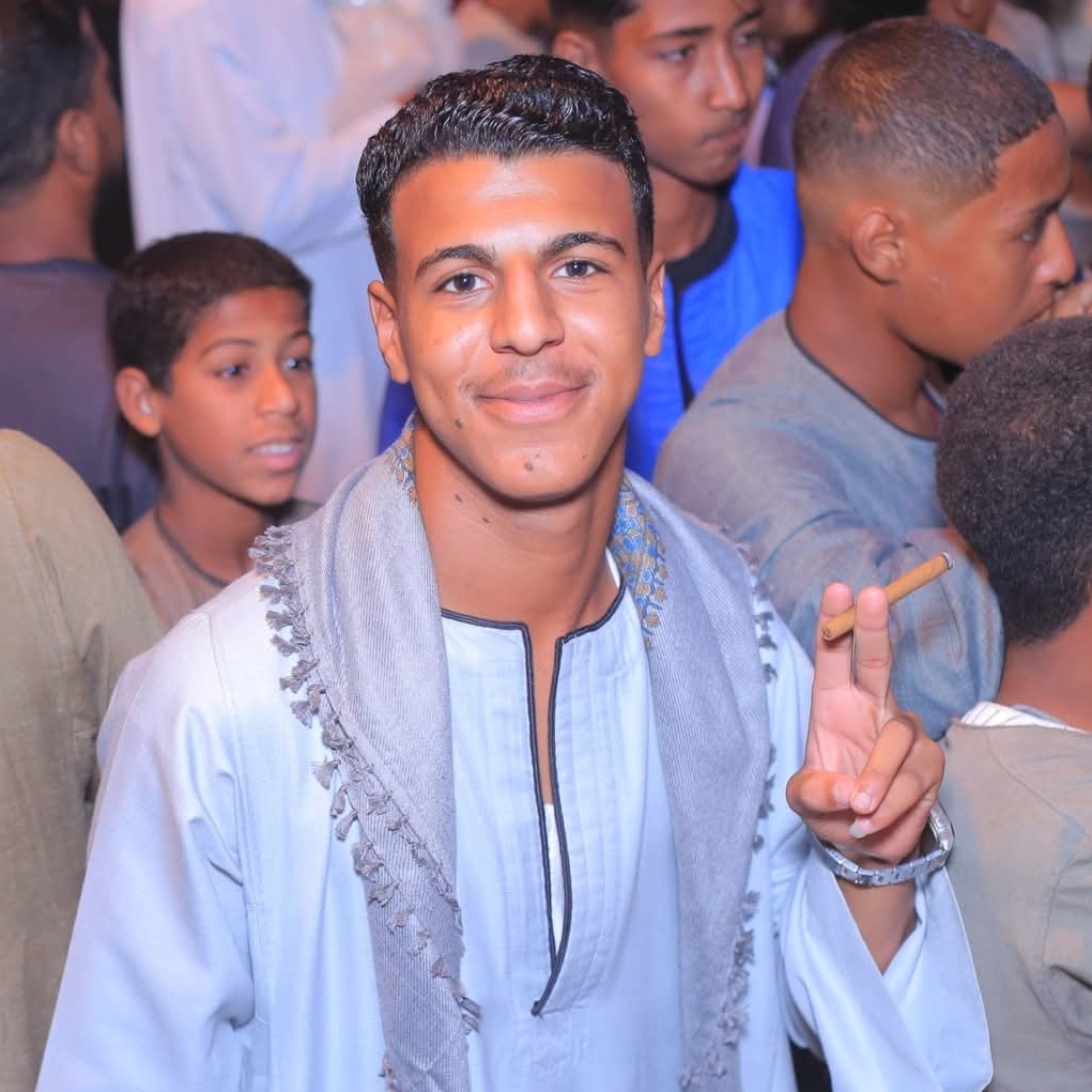مـح ـمـود آلج ـعفري