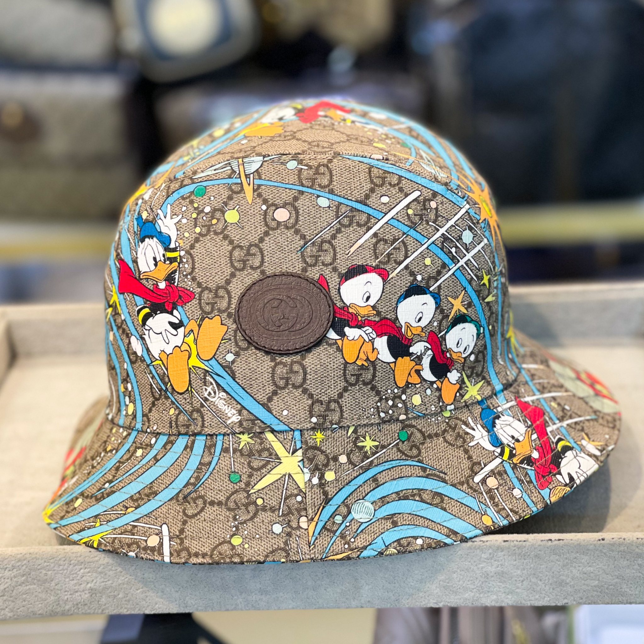 New✨😍Gucci x Disney Mickey Mouse Bucket Hat Size S : 57 cm