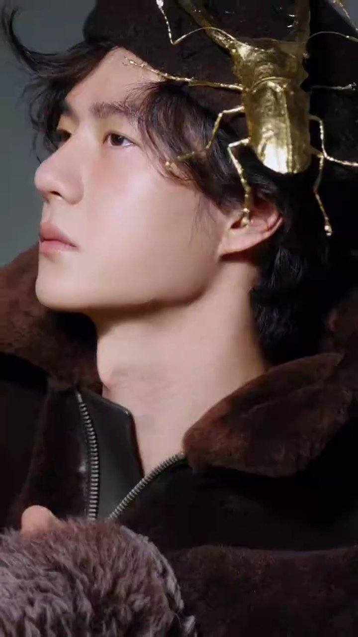 𝐔𝐍𝐈𝐐-王一博(@0508WANGYIBO) • Facebook
