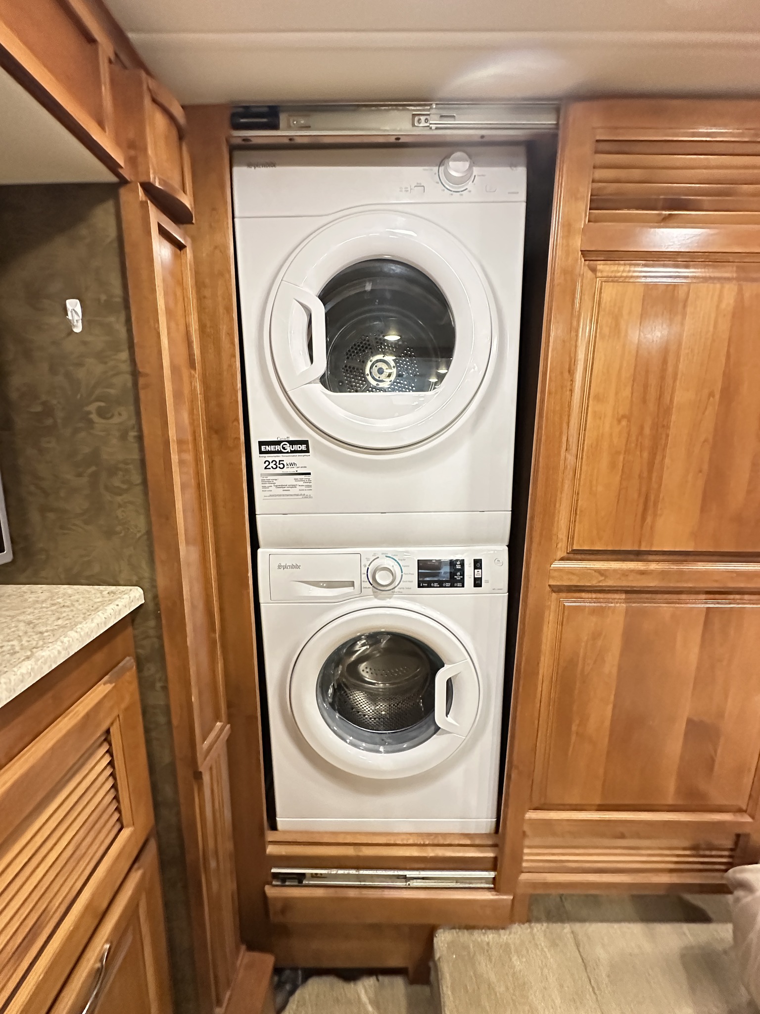 Texas Rv Outlet - Texas Rv Outlet added a new photo.