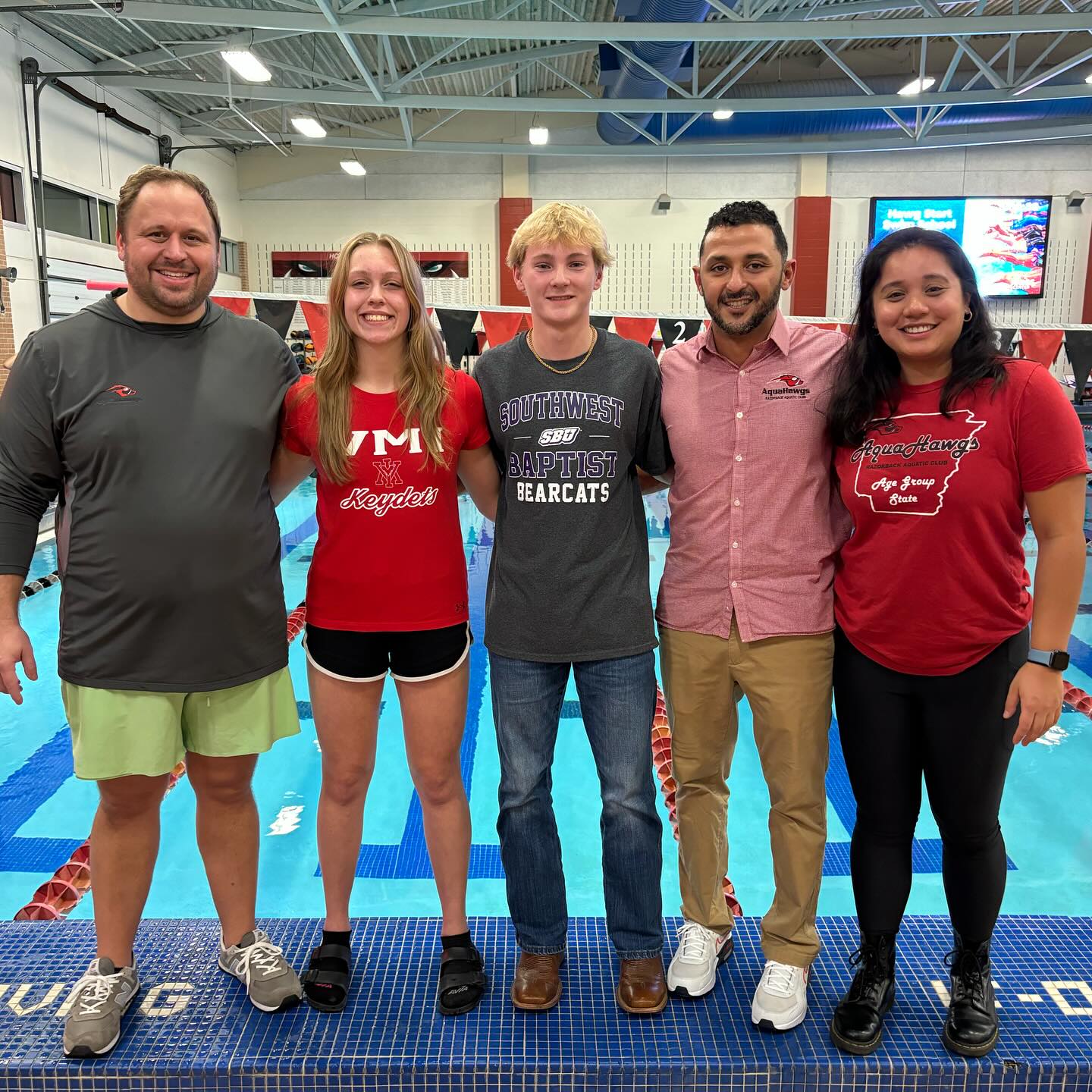 Razorback Aquatic Club AquaHawgs
