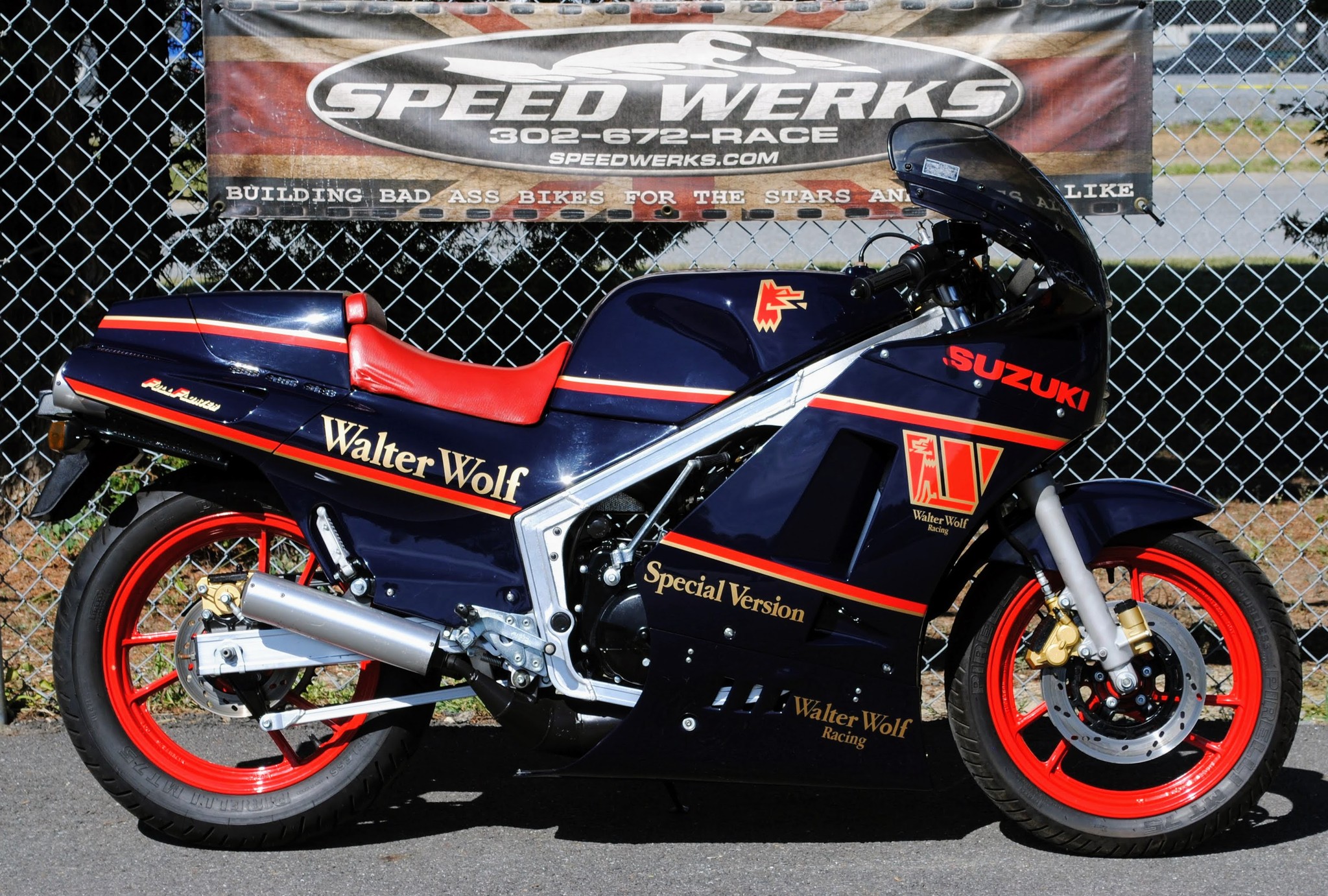 RG400 500 ガンマ Walter Wolf リア カウル スズキ RG400Γ ガンマ 