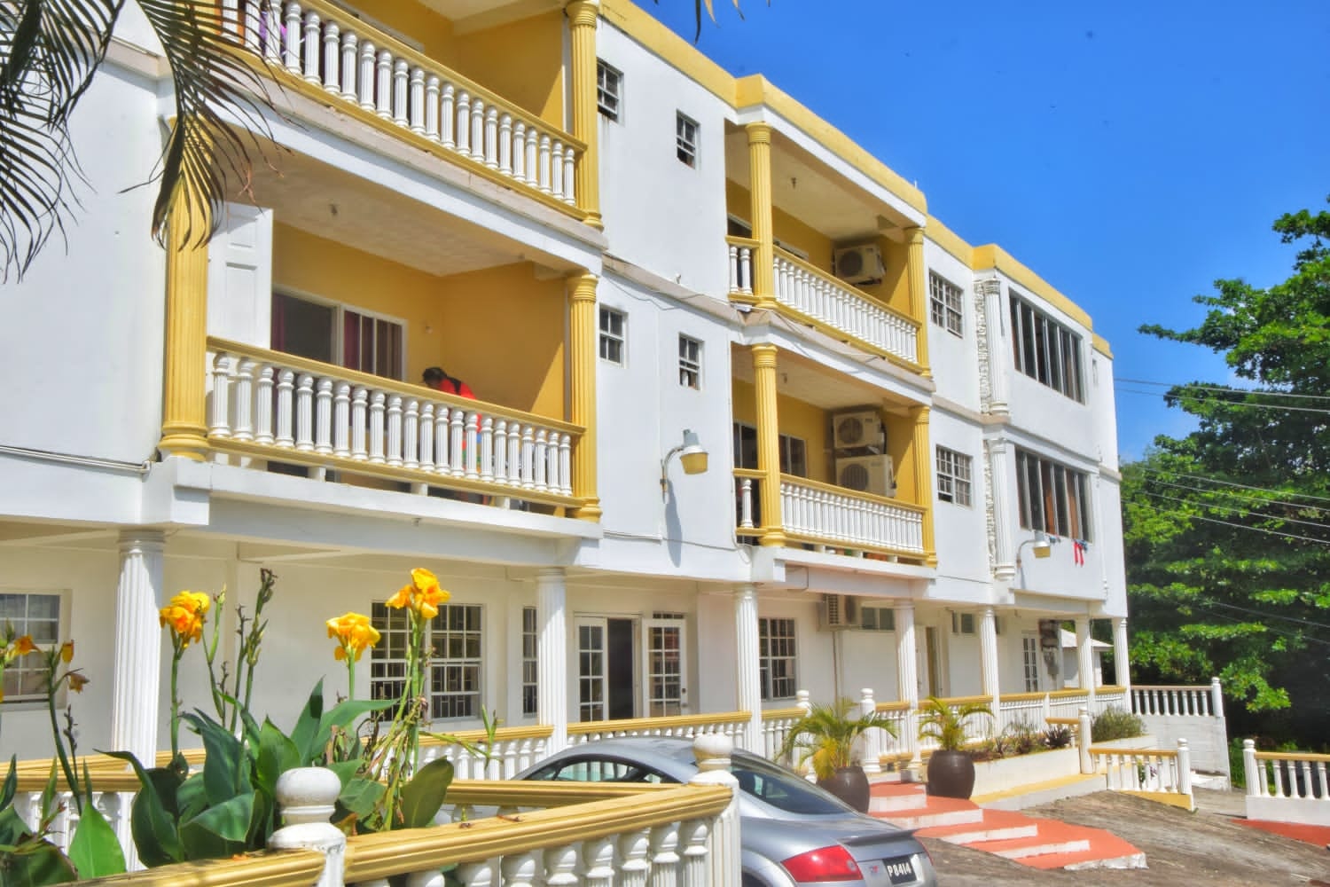 Dells Apartments & Guest Houses | Kingstown