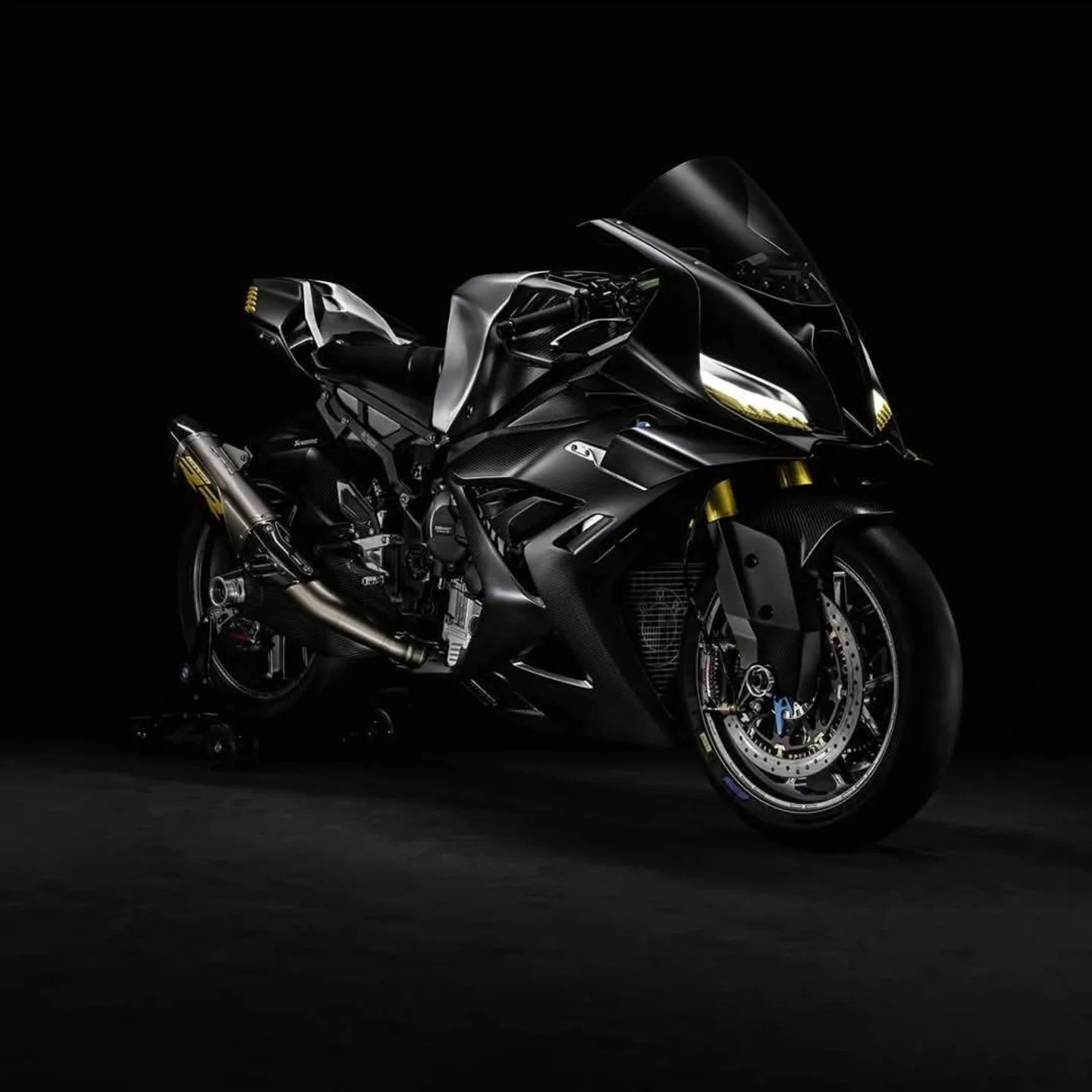 BMW Motorrad Algérie added a new photo. - BMW Motorrad Algérie