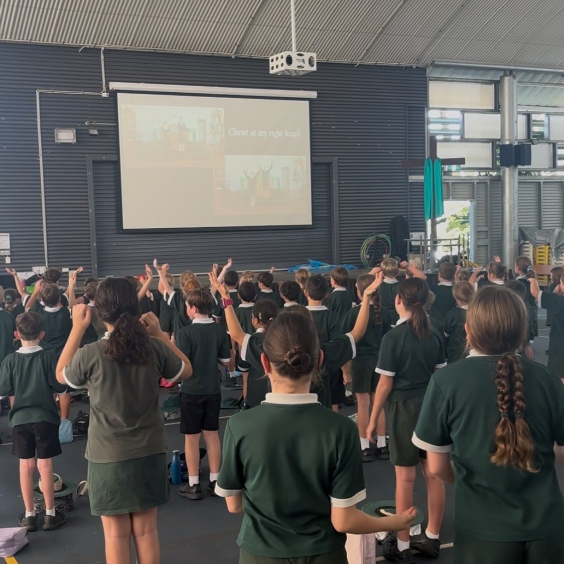 Holy Cross School Wooloowin