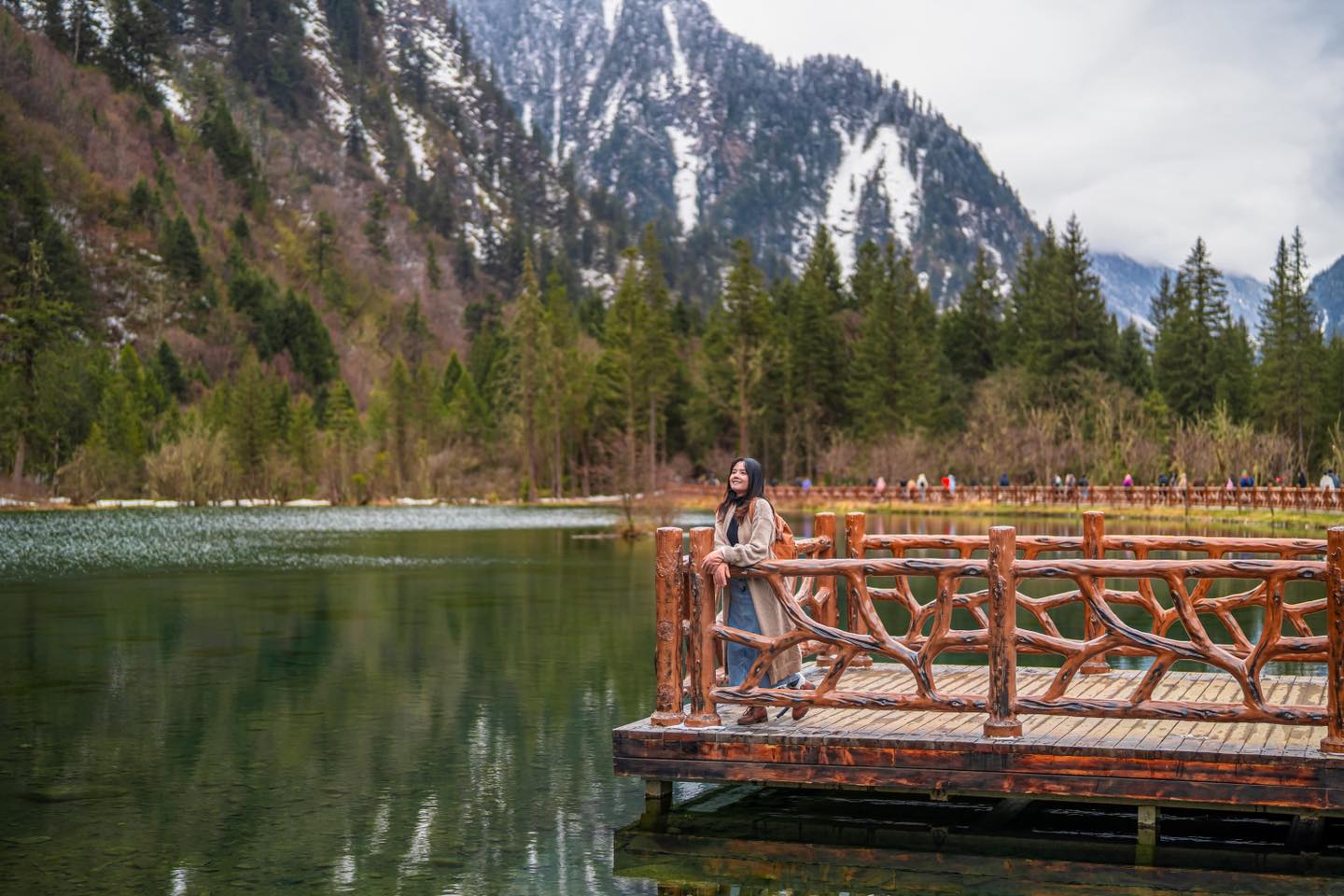 𝕲𝖗𝖊𝖊𝖓𝕹𝖆𝖛𝖎𝖌𝖆𝖙𝖔𝖗 - เดินมาตามทางจะพบกับ Clear Spring Lake | Facebook