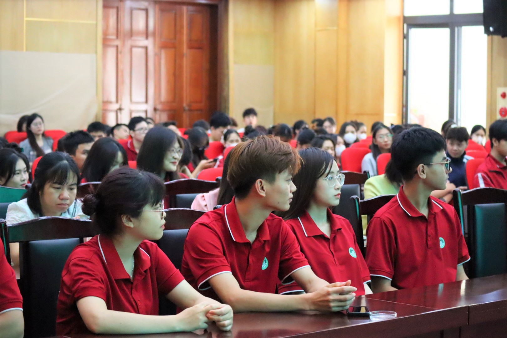 Tr... - Trường Đại học Tài nguyên và Môi trường Hà Nội - HUNRE