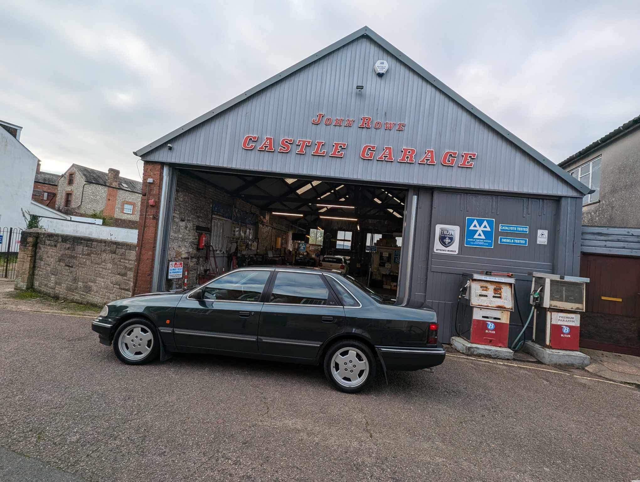 castle-garage-ford-specialist-axminster