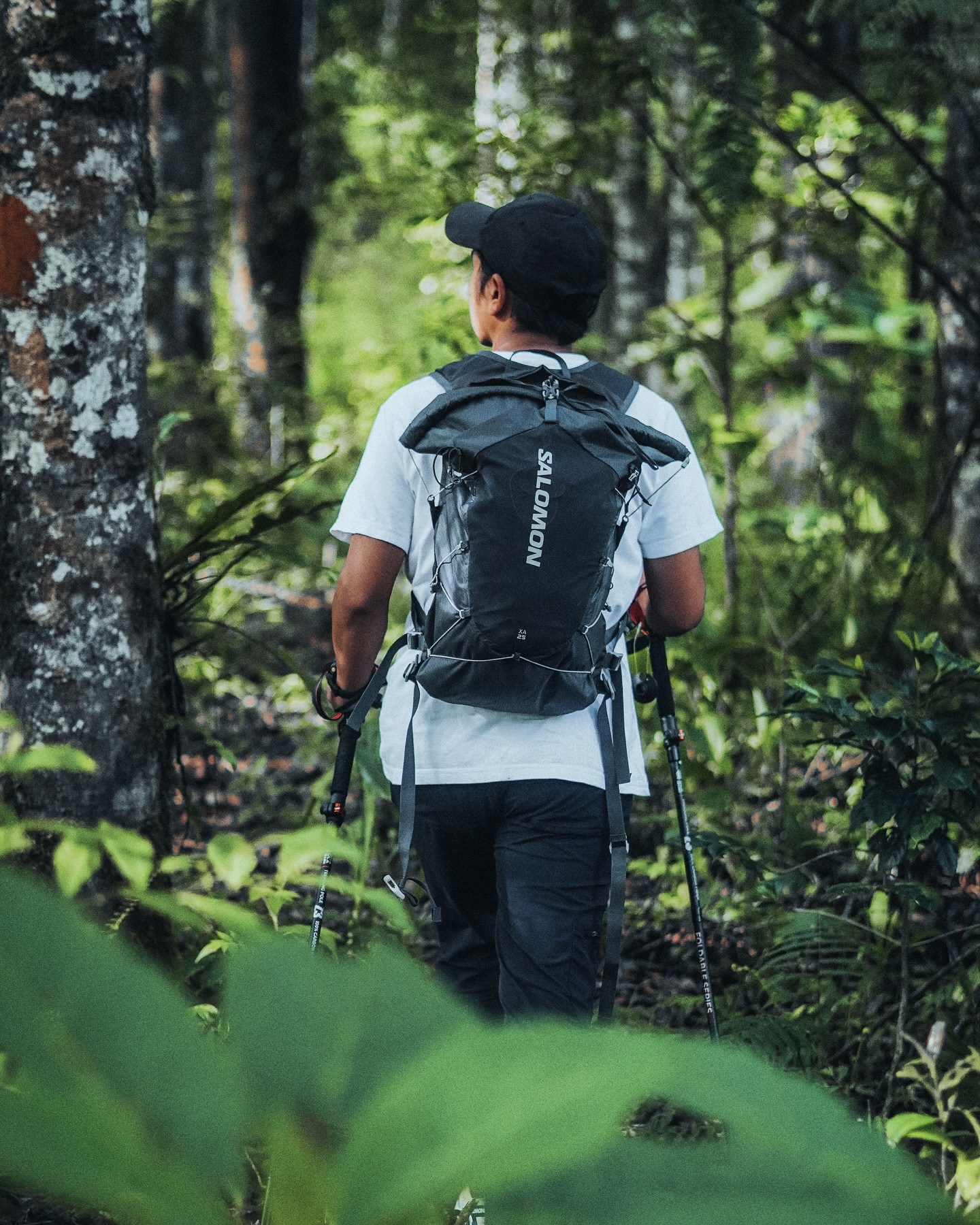 Salomon - Trail essentials in one pack – Backpack XA 25. Ready for 