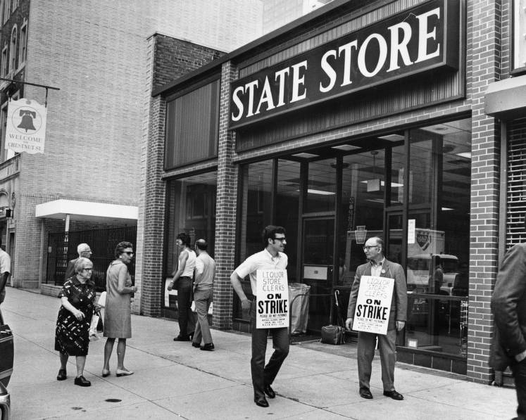 Old - This image depicts the clerks picketing the State Store at 1911 ...