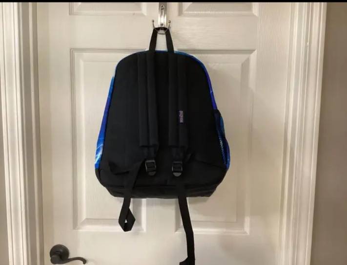 adidas backpack for middle school Young Back-to-School Creator 21L Rarenium CI4+ FB This clear adidas backpack Color:Pearl White Dots Vertical Minnow Blade Bait
