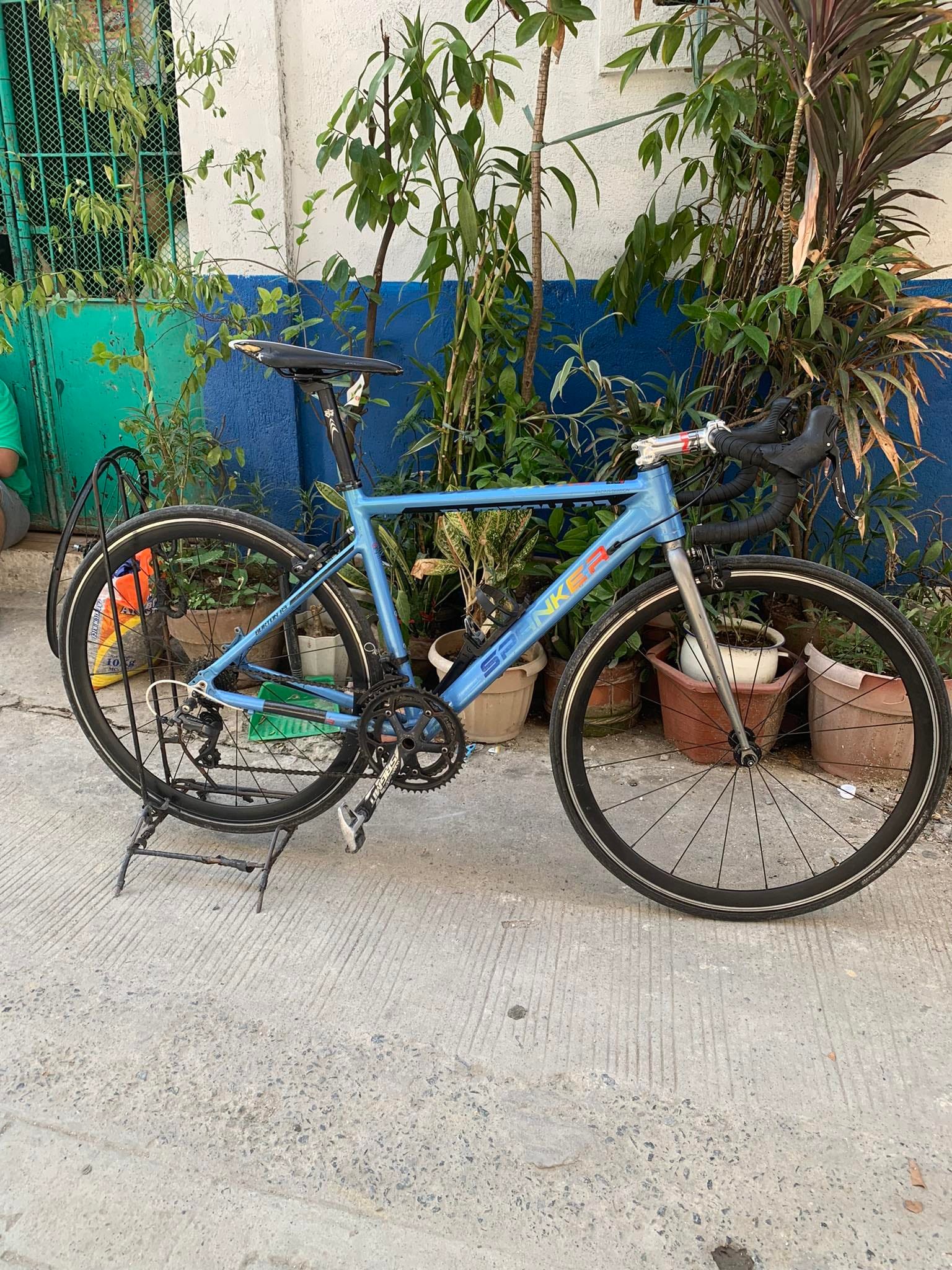 Giant CS 3200 SUPER ALUXX LIGHT Alloy Frame SR Suntour Shock alloy 