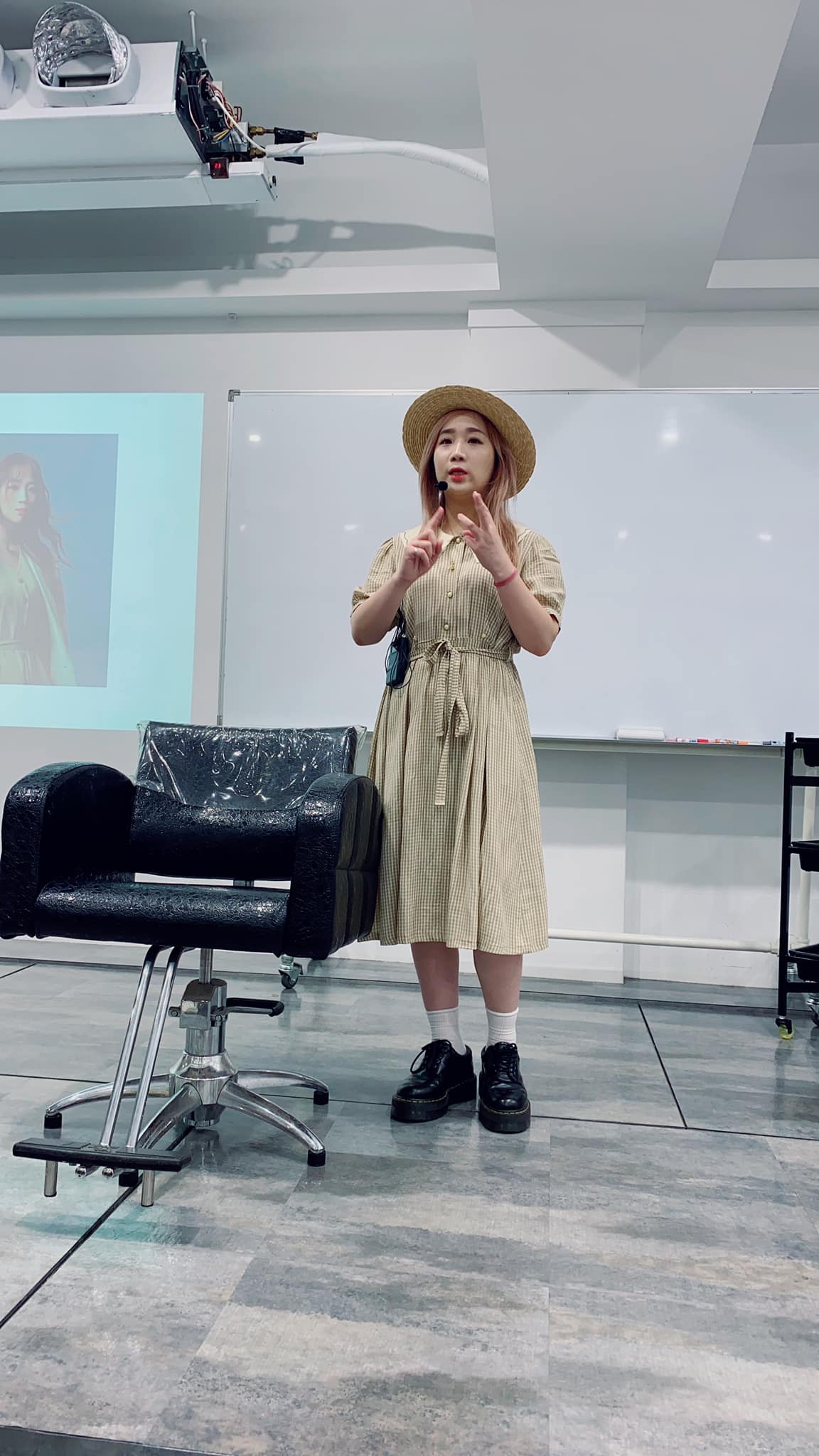 Rong Hair x Li... - Rong Hair x Li Rong x麗蓉x Hair Stylist