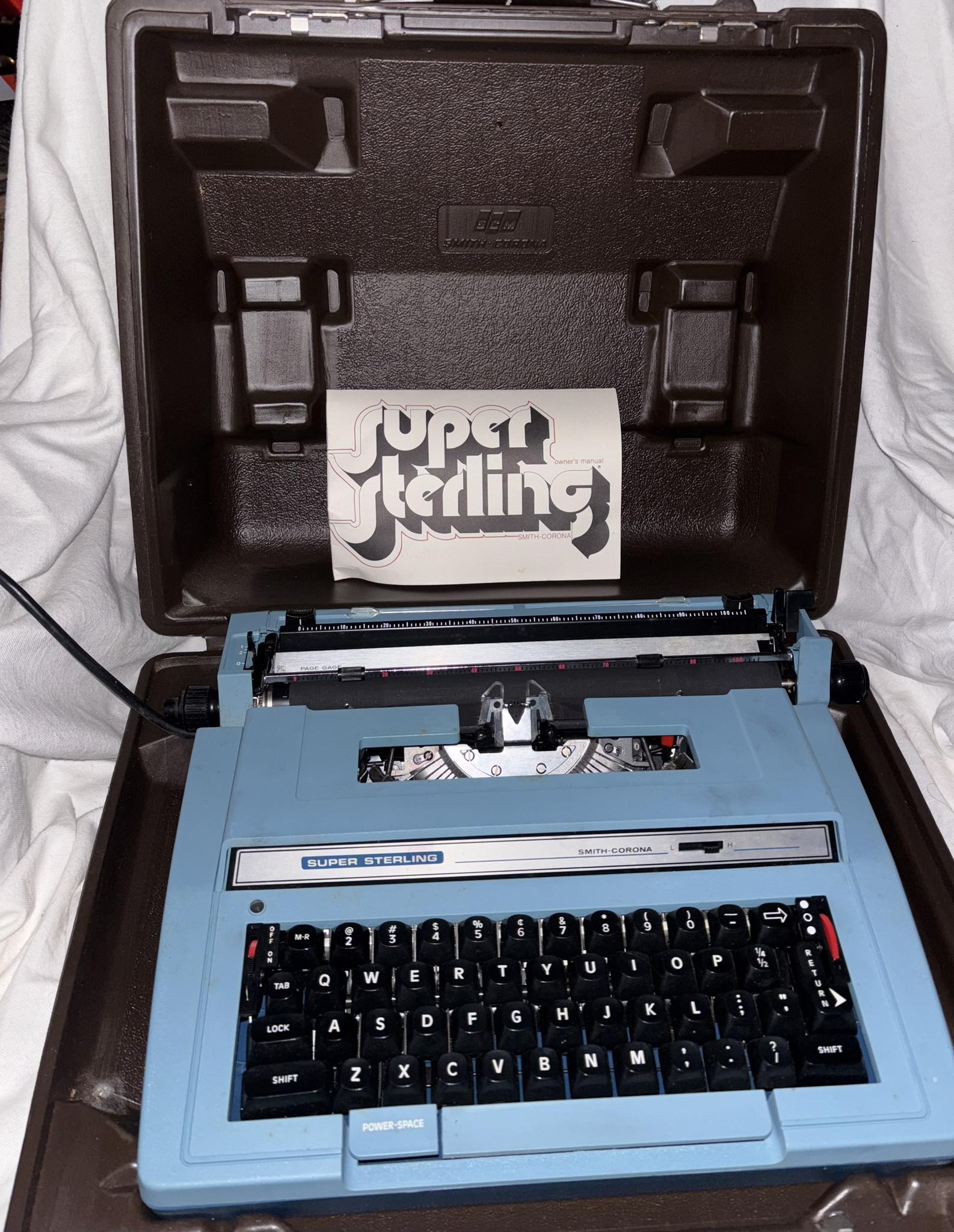 What's the value of a vintage SUPER STERLING typewriter?