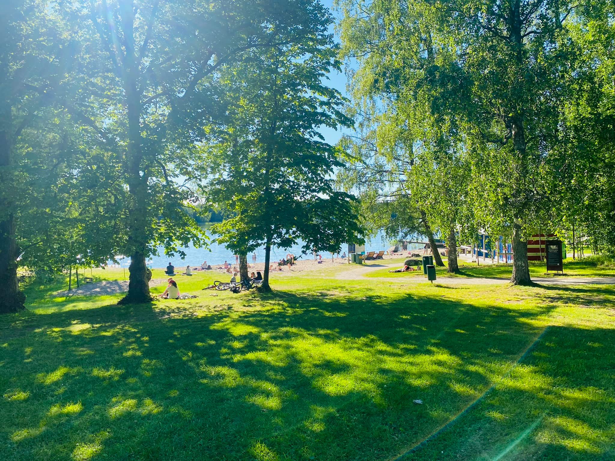 Strömsö Jäätelökioski - Aurinkoisen viikon alussa voit tulla tänne ...