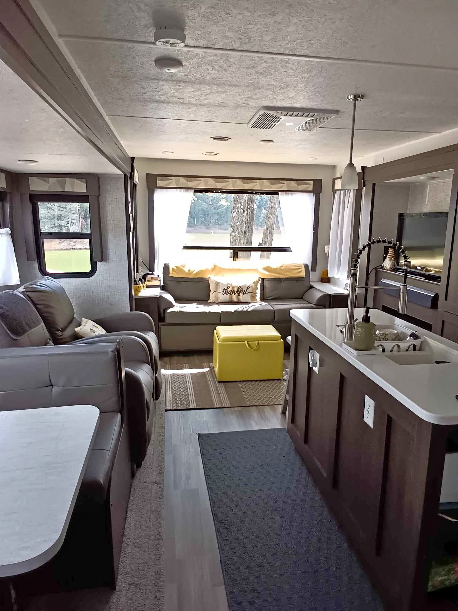 2020 Forest River Wildwood travel trailer 27ft on Lake Watauga, Butler ...