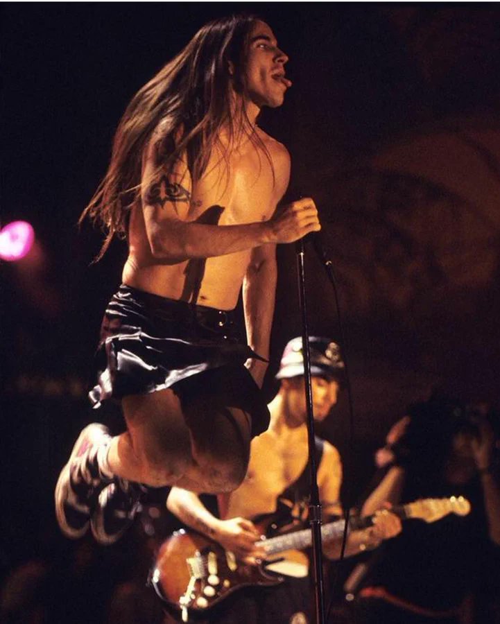 Red Hot Chili Peppers at Rolling Rock Town Fair 2000. Mohawk's Era!