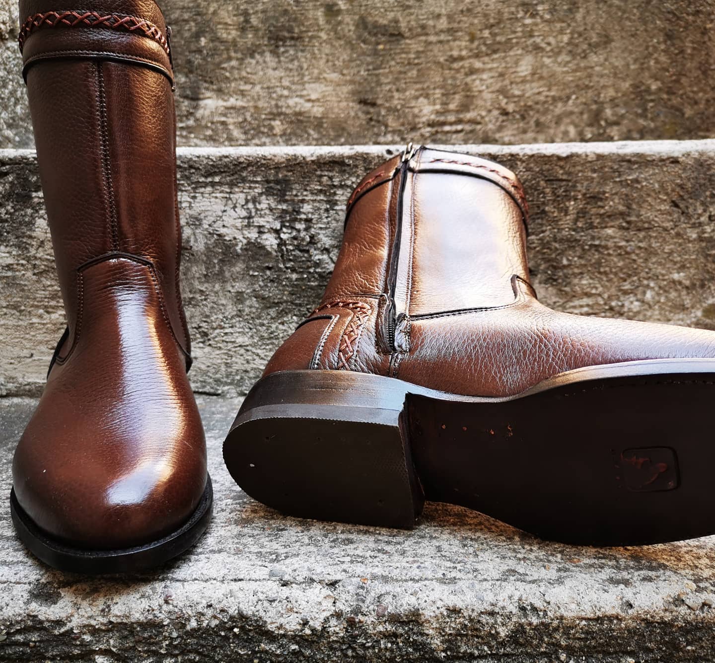 BOTAS 30-30 - Te presentamos nuestro estilo ruper en piel...
