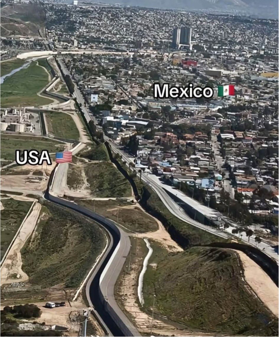 Seabreeze　of　Tijuana.Mexico　47years.Ago View of Tijuana, Baja California, Mexico