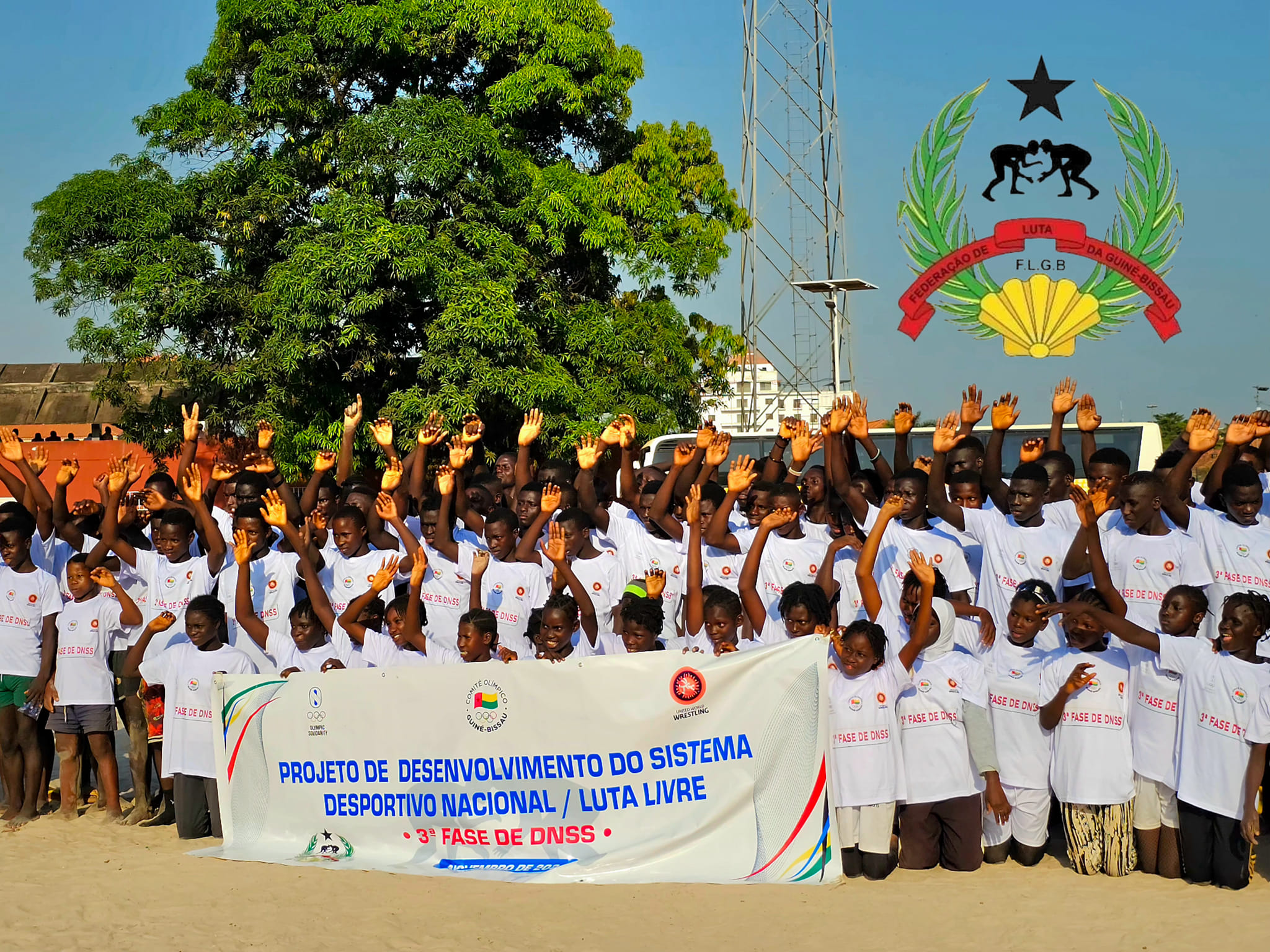cam-es-centro-de-l-ngua-portuguesa-em-bissau-informamos-os-alunos
