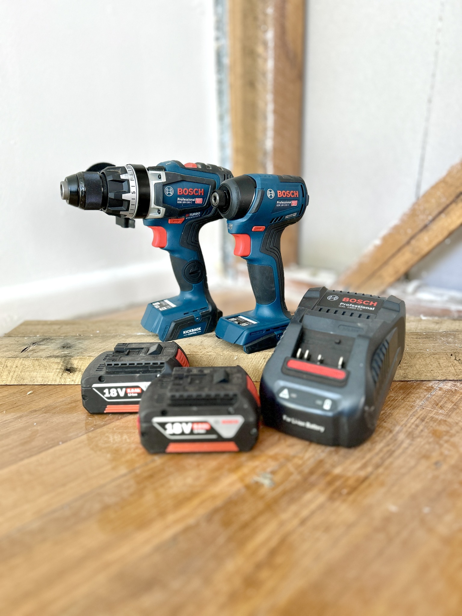 Upgrade your toolkit and save £120 on the Bosch 18v 6pc Combo Kit 