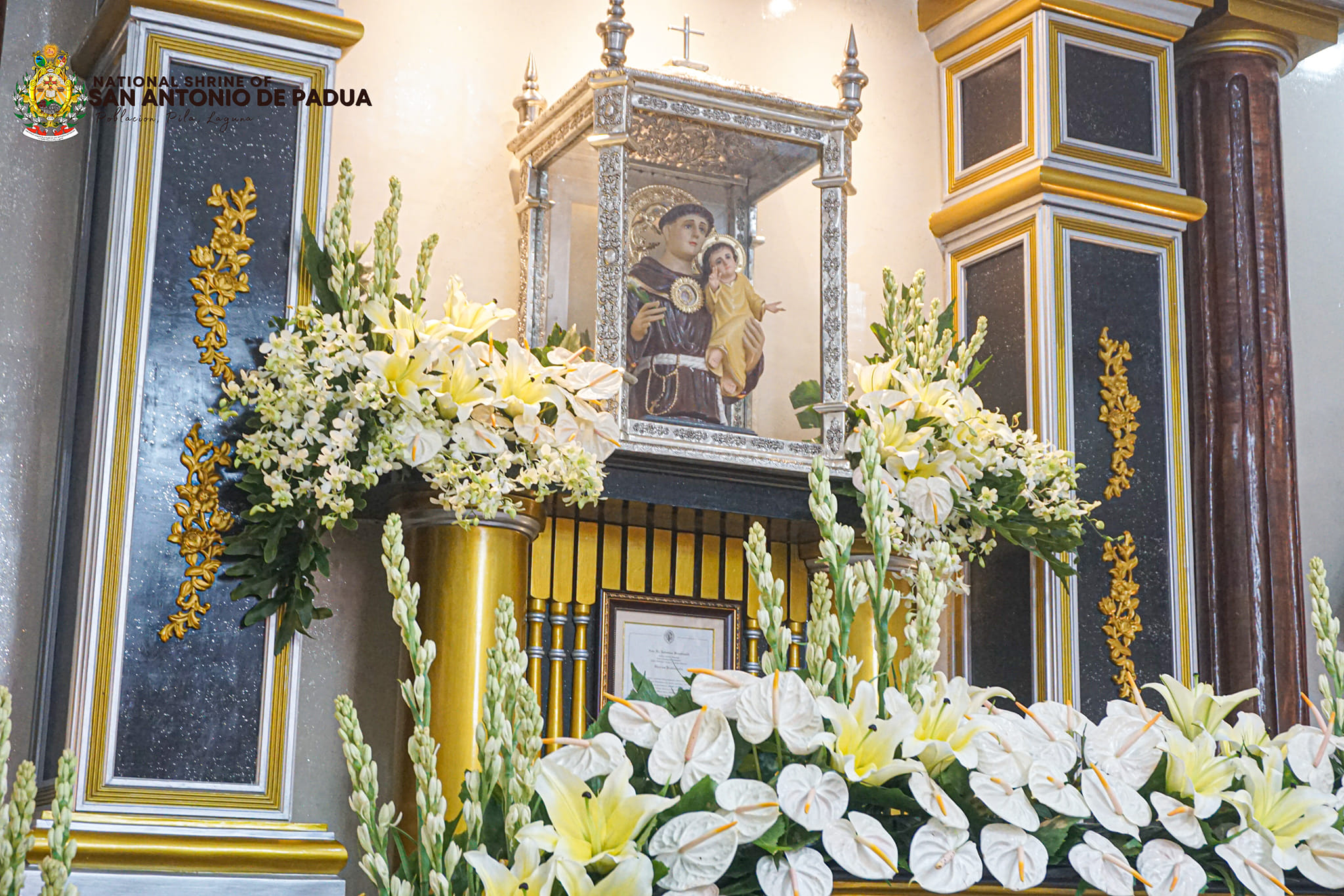 Ang Retablo Mayor ng Pambansang Dambana ni San Antonio de Padua at ng ...
