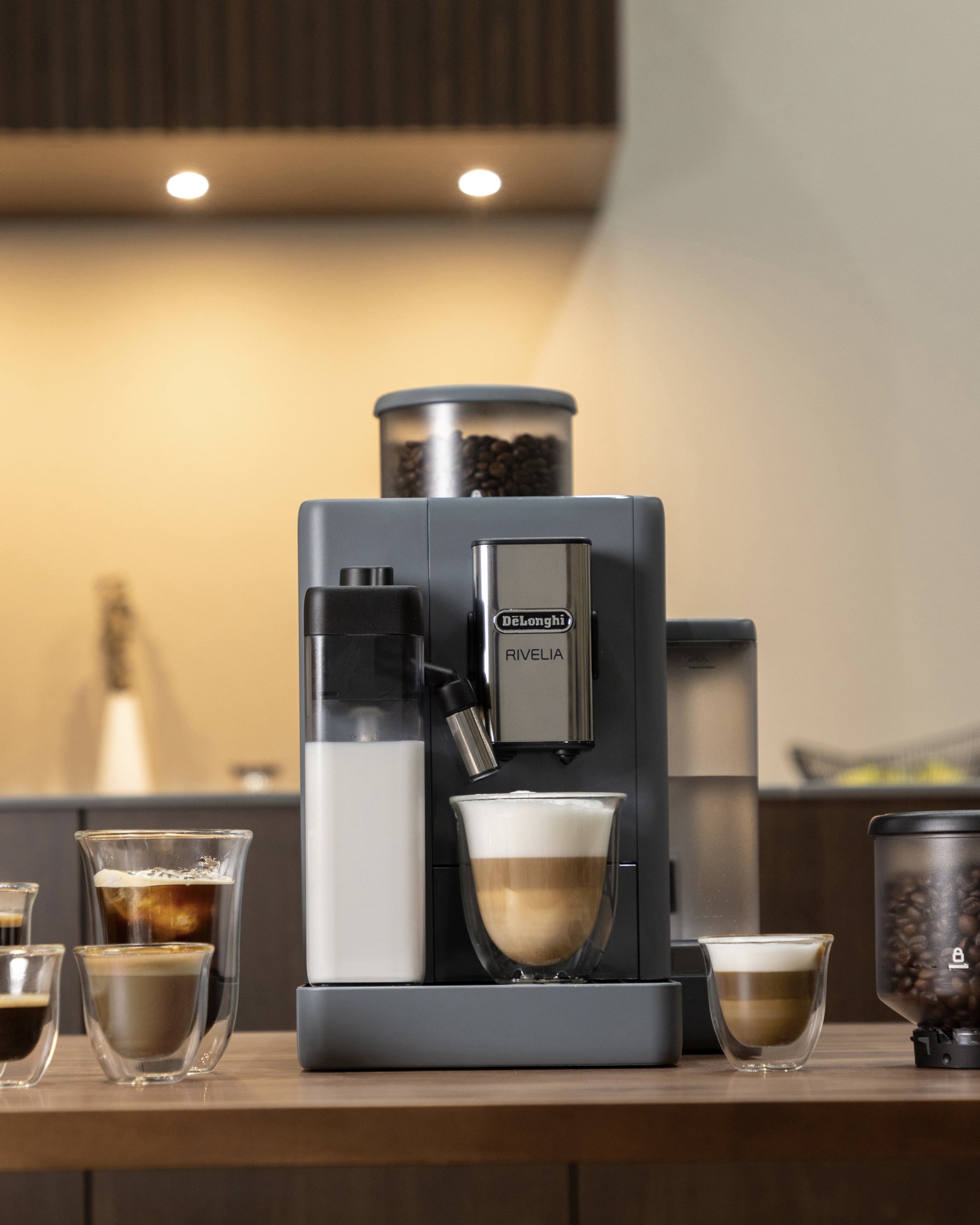 デロンギ（De'Longhi） - 〈アイスコーヒーがおいしい季節〉 連休中で