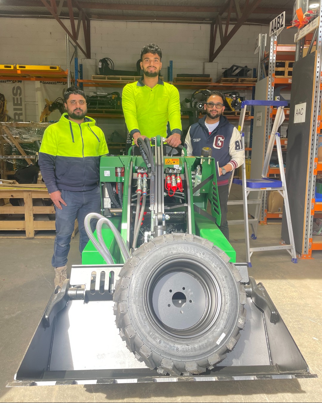 Kanga Loaders - A fresh Kanga for AAB Landscaping and... | Facebook