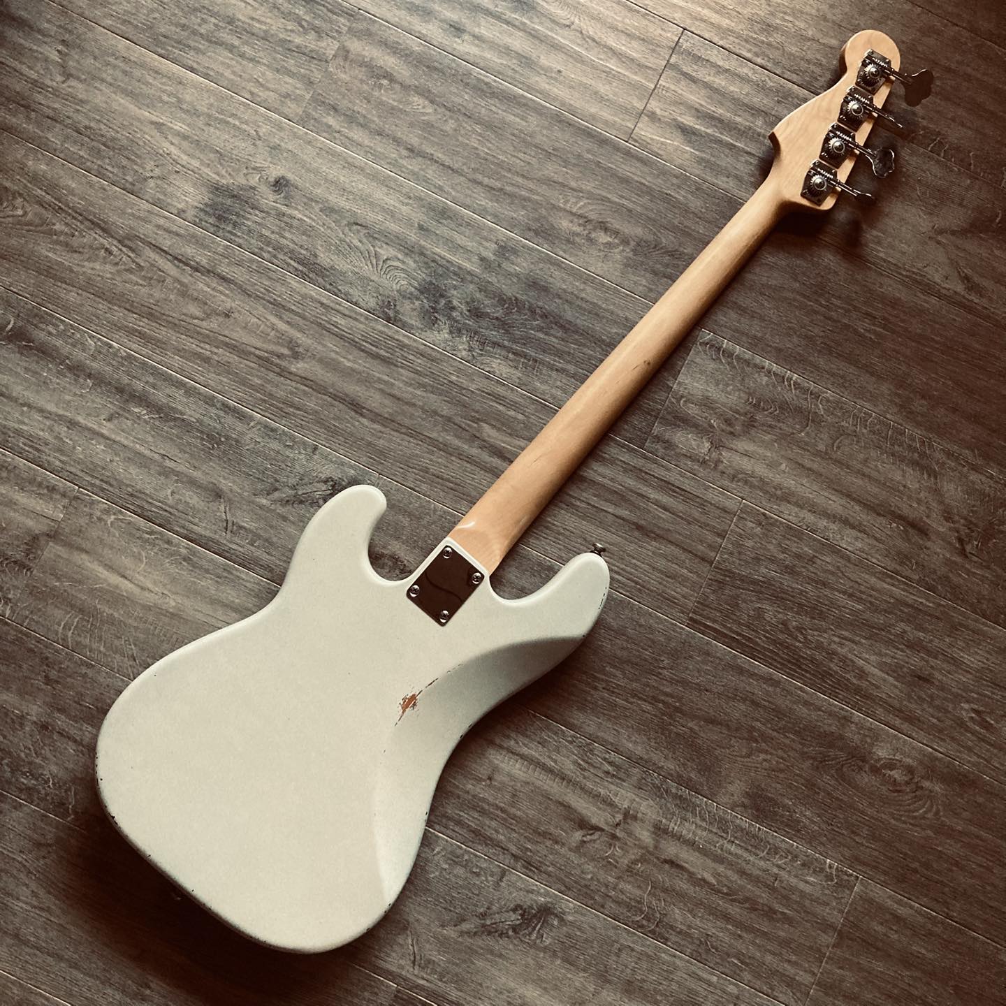 Miyako custom bass guitar (@miyakobasscustomguitar) • Facebook