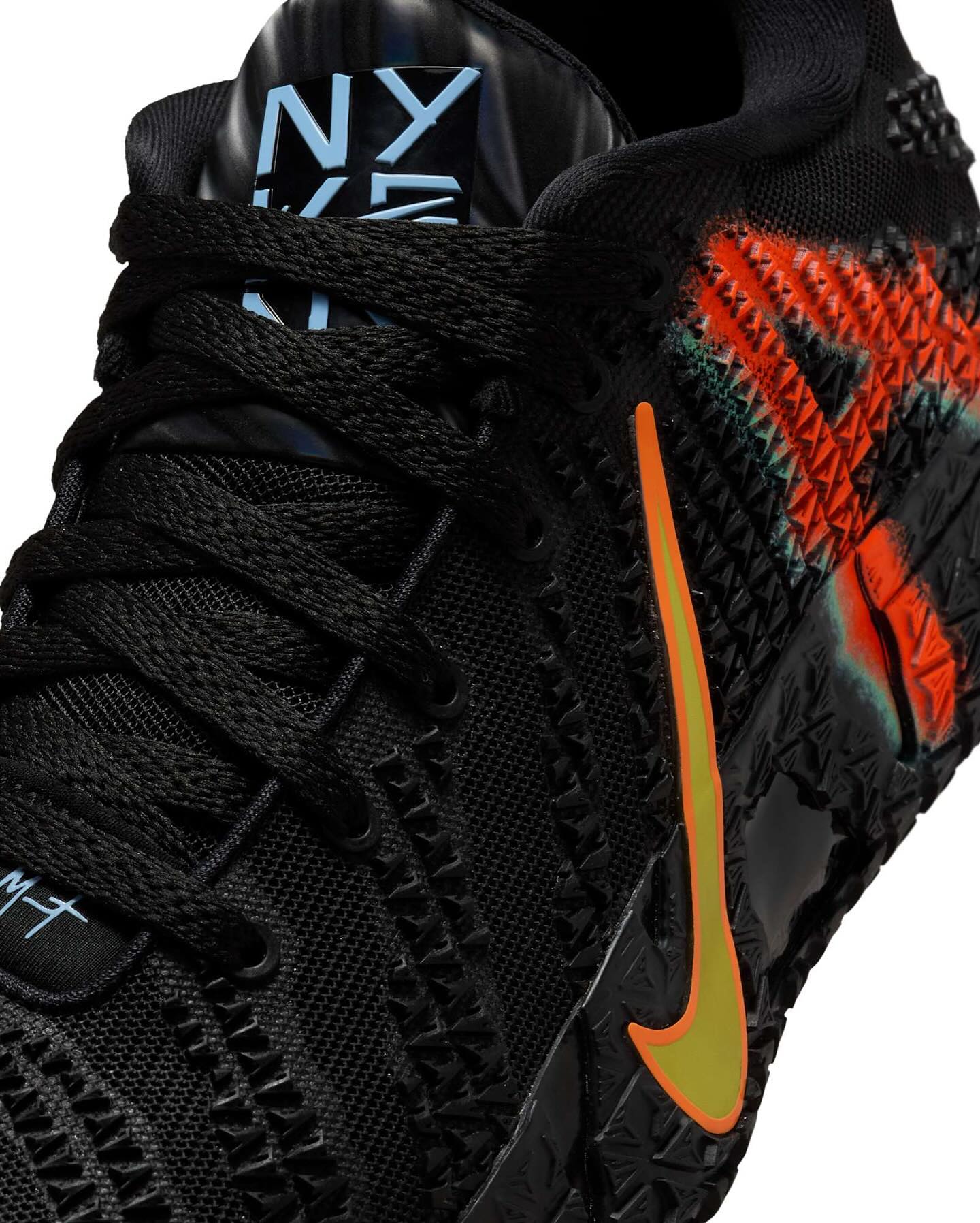 An official look at the “NY vs NY” Nike Ja 3, set to drop July 22nd🗽