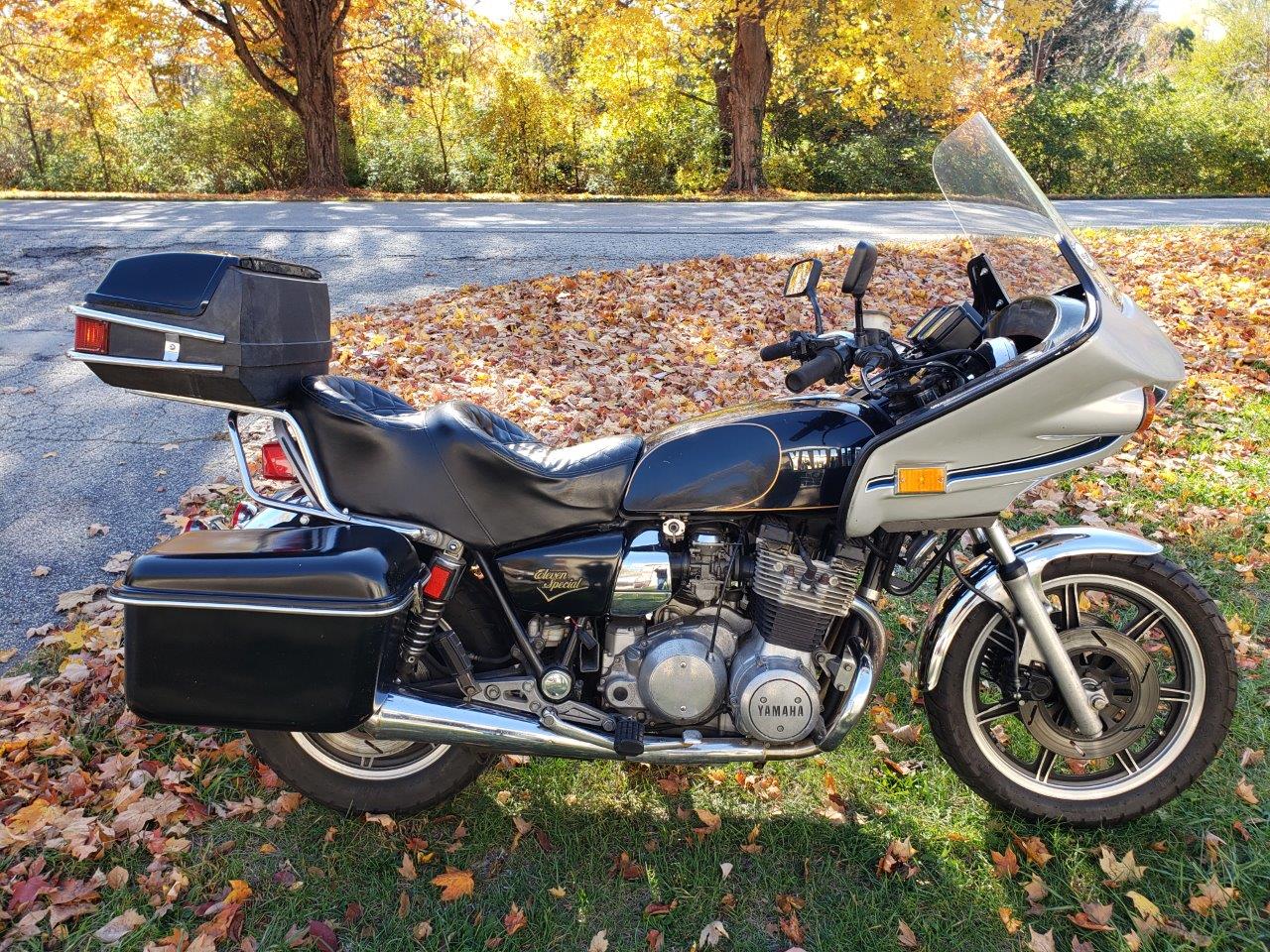 SOLD - Remember the 80's ? 1981 Yamaha XS1100 retro touring bike