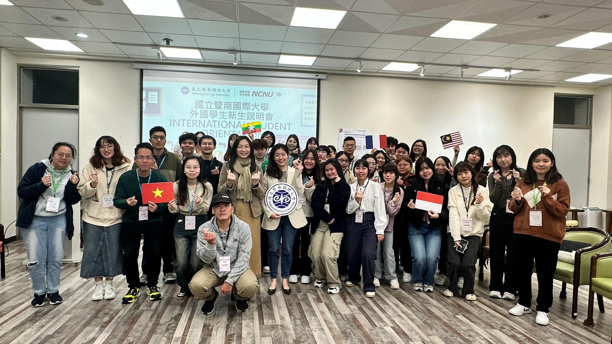️國際處與暨大國際學伴領袖們🌎 於114年2月19日晚間於人文咖啡舉辦「外國學生迎新暨學伴見面會」，活動邀請外國新生及學伴共同參與，匯集了法國 ...