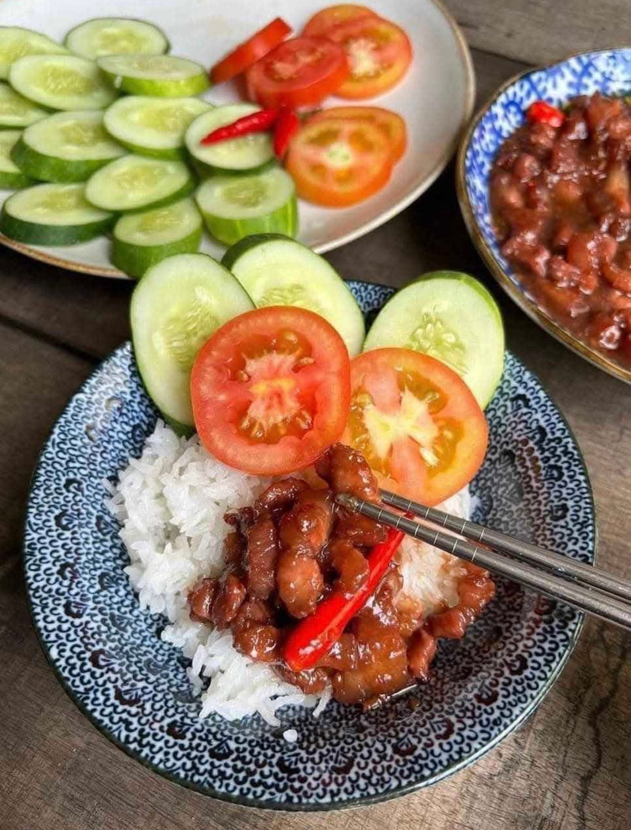 🔥 Ba rọi xào mắm ruốc – món ngon hao cơm hết sẩy! 🔥 💲1️⃣5️⃣/hộp | Facebook