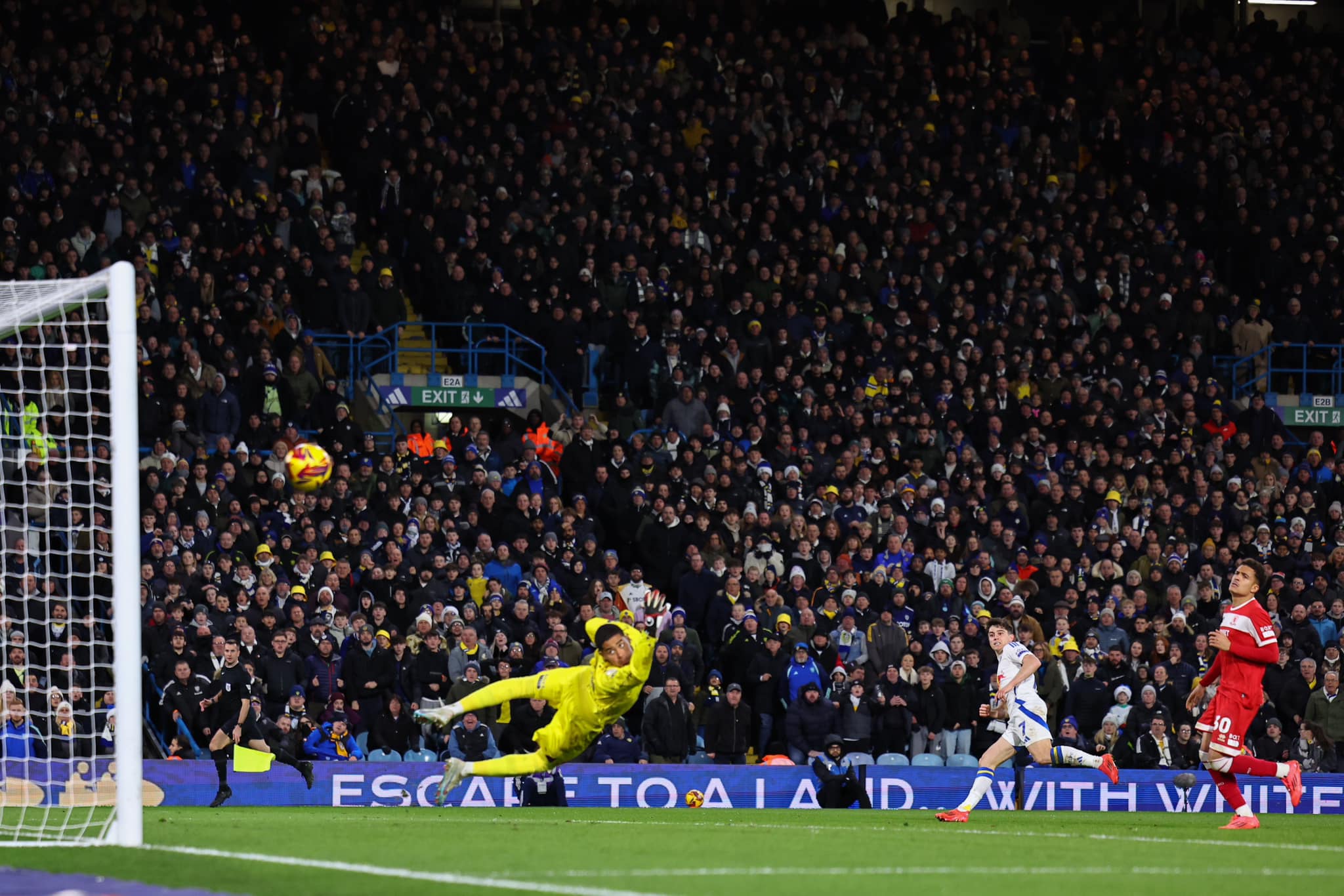 Leeds United - 🎯 Pick. That. Out.