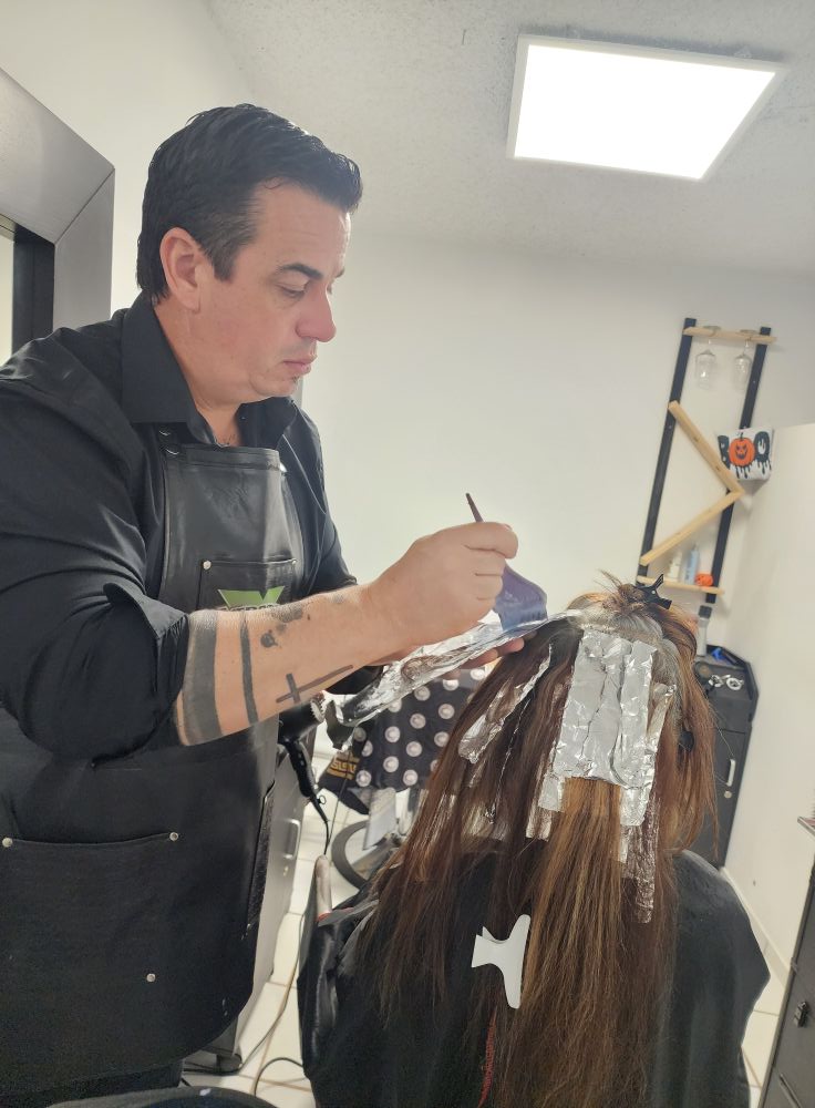 Salonspa - HISTORIA REAL Ya son 30 años trabajando para embellecer y ...