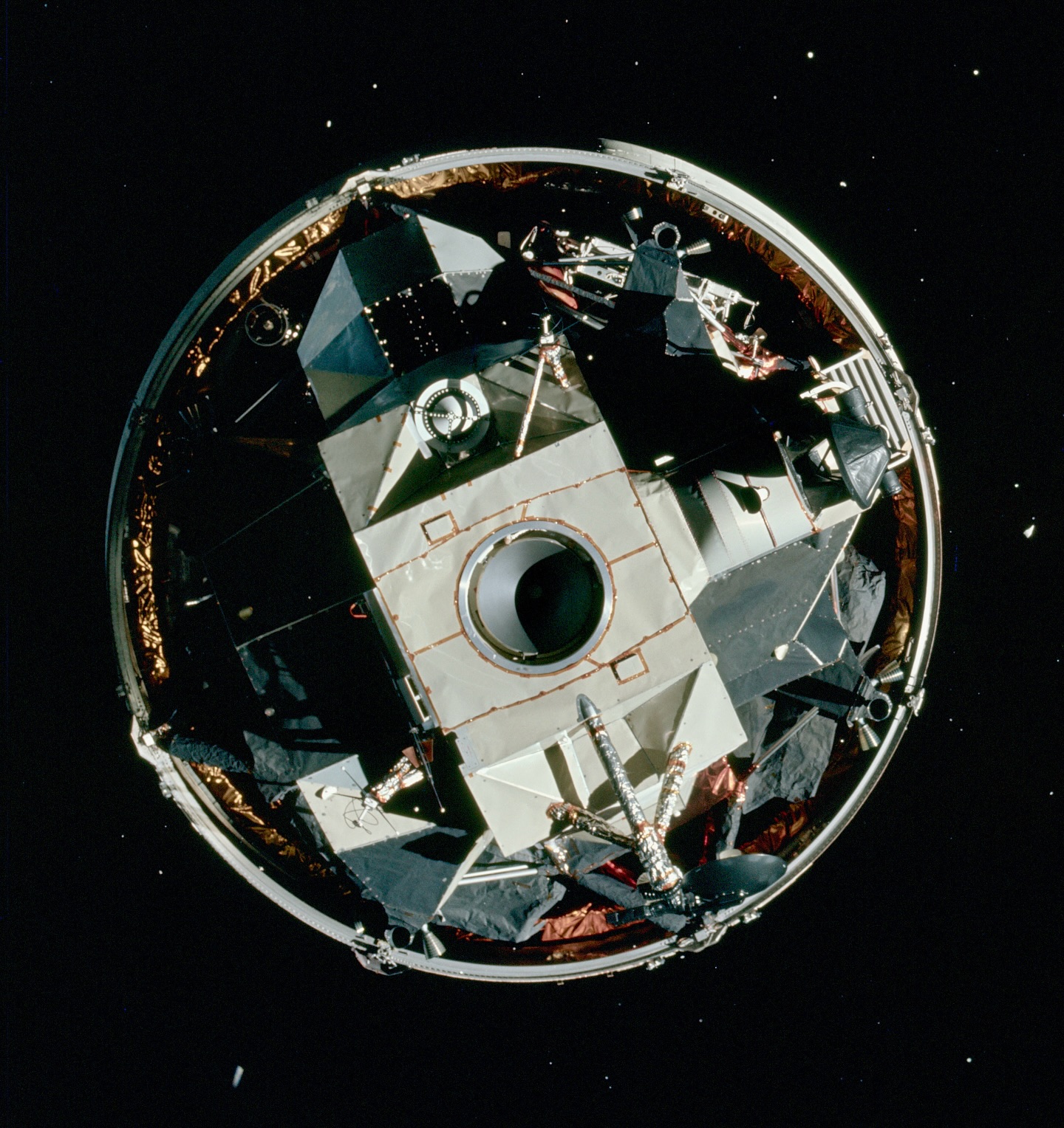 Moonpans.com - Apollo 15 Transposition and Docking Soon after the ...